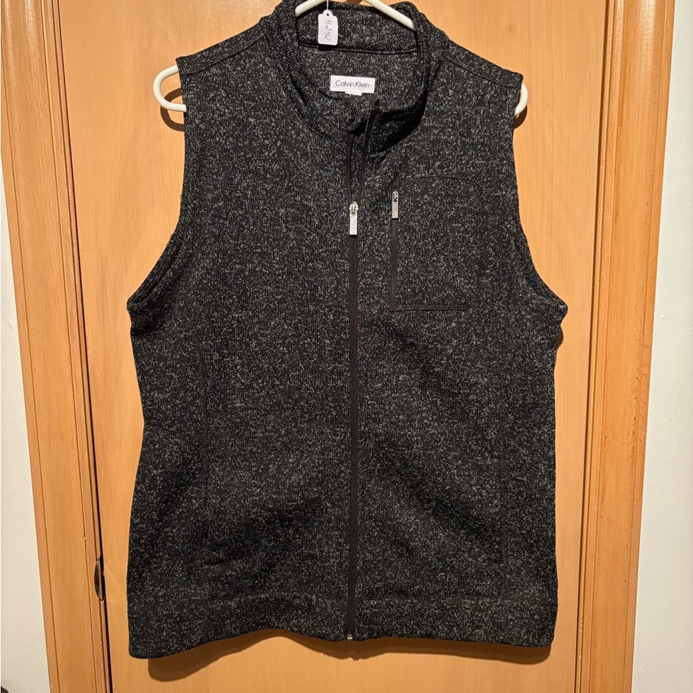 Calvin Klein Size Large Vest Heather Black,knit, zip front, cowl neck, pockets